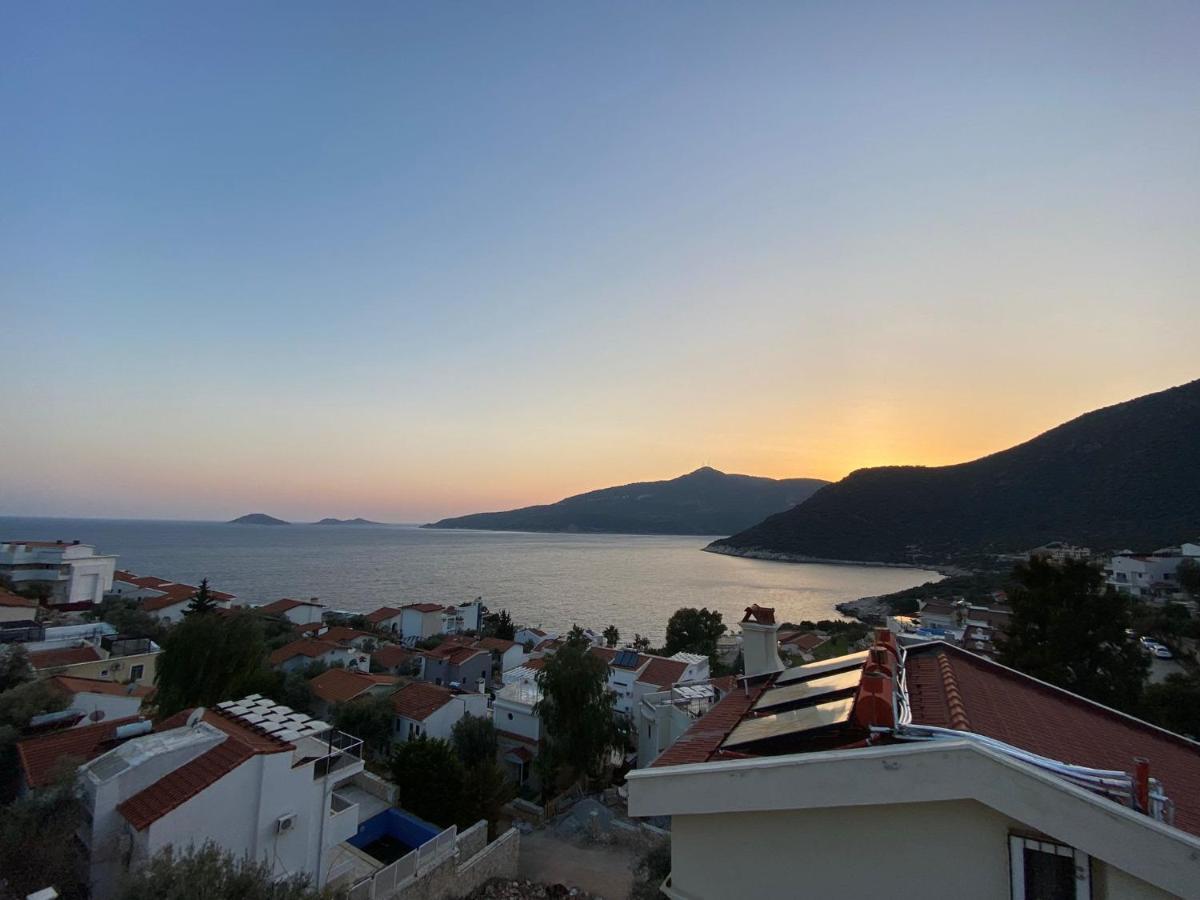 Shared Pool Flat Located 3 Min To Beach In Kalkan Διαμέρισμα Εξωτερικό φωτογραφία